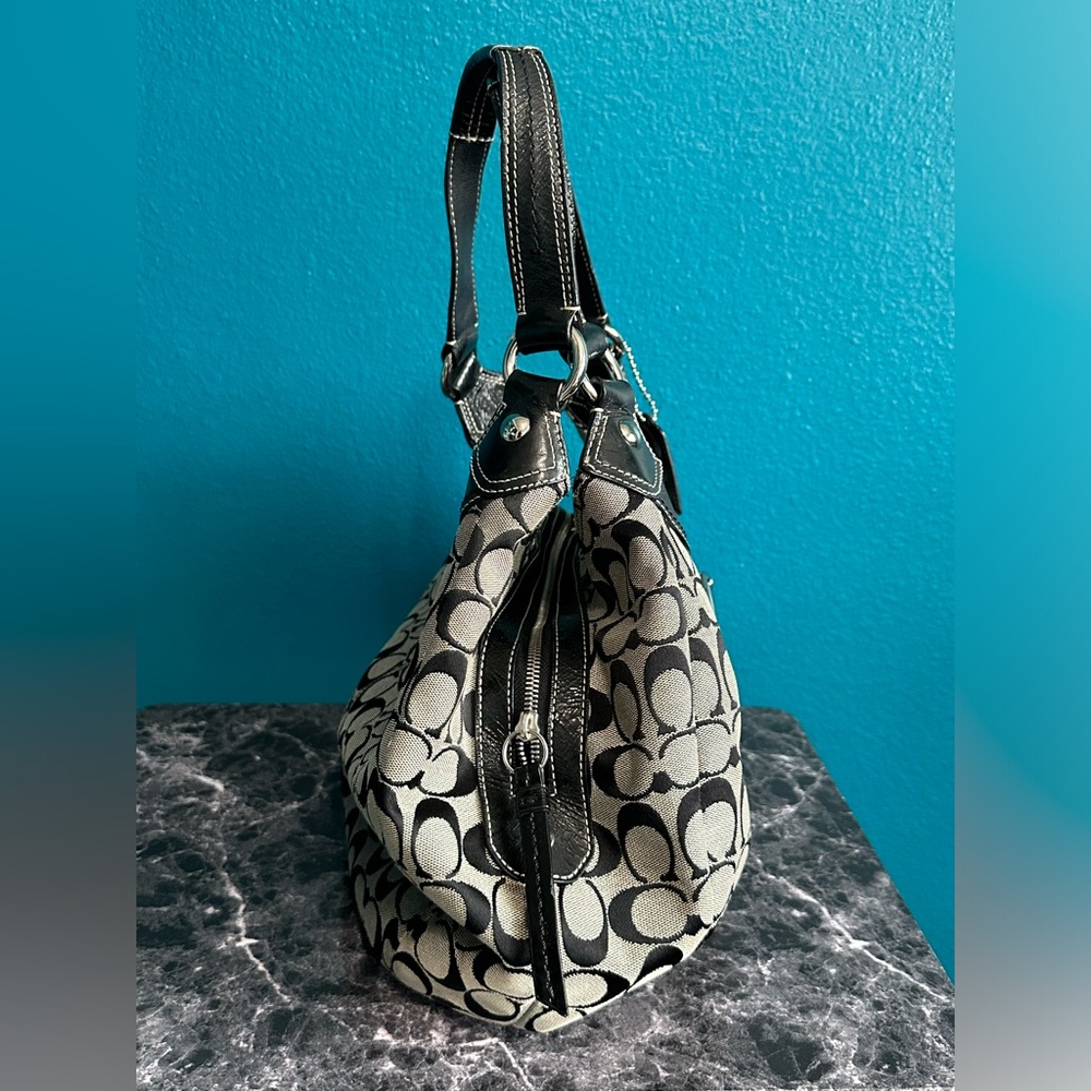 Coach Signature Monogram Soho Lynn Black Canvas Leather Shoulder Bag - Picture 3 of 12